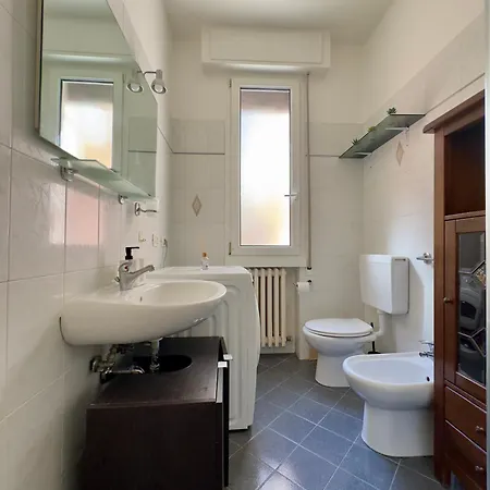 Apartamento Tra Stazione E Centro Citta - - 6 Ospiti Ferrara