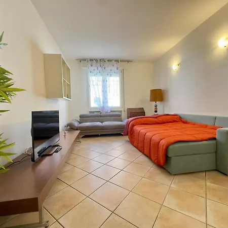 Tra Stazione E Centro Citta - - 6 Ospiti Apartamento